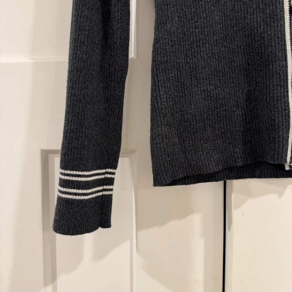 Faherty Mikki Cardigan Sweater, Black Cinder Sideline Stripe, Size Medium - Picture 8 of 13